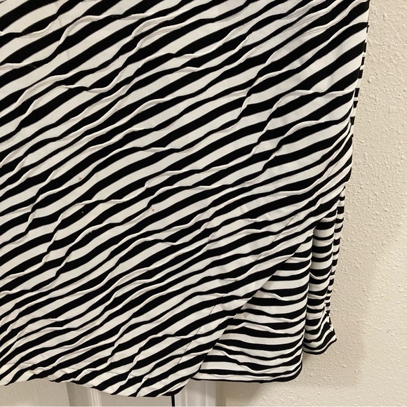 Chico’s Wave Striped Print Textured Faux Wrap 3/4 Length Sleeve Dress Chicos  3 - Picture 6 of 14